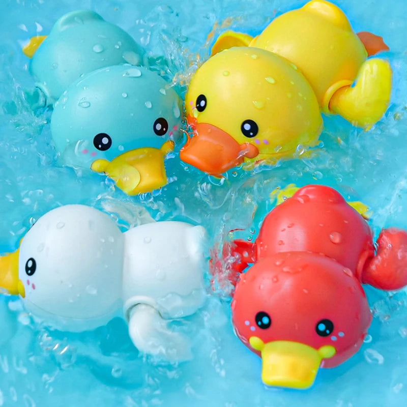 Wind-Up Baby Bath Toy – Fun & Safe Floating Duck for Happy Bath Time! 🛁✨